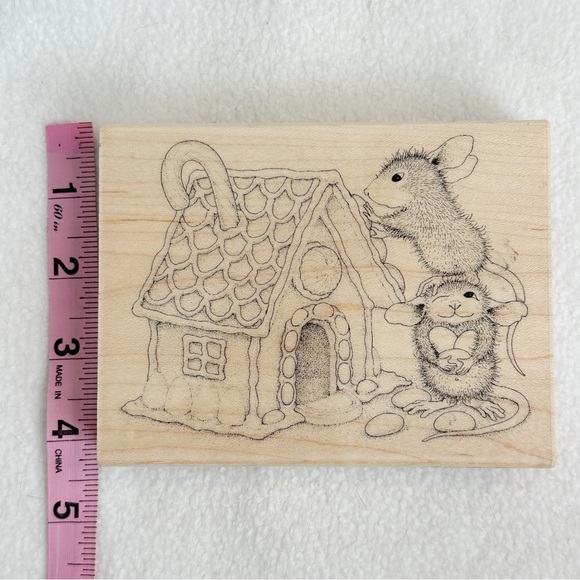 Stampendous NWT Gingerbread House HMR16 Wood Mounted Rubber Stamp - Picture 12 of 16